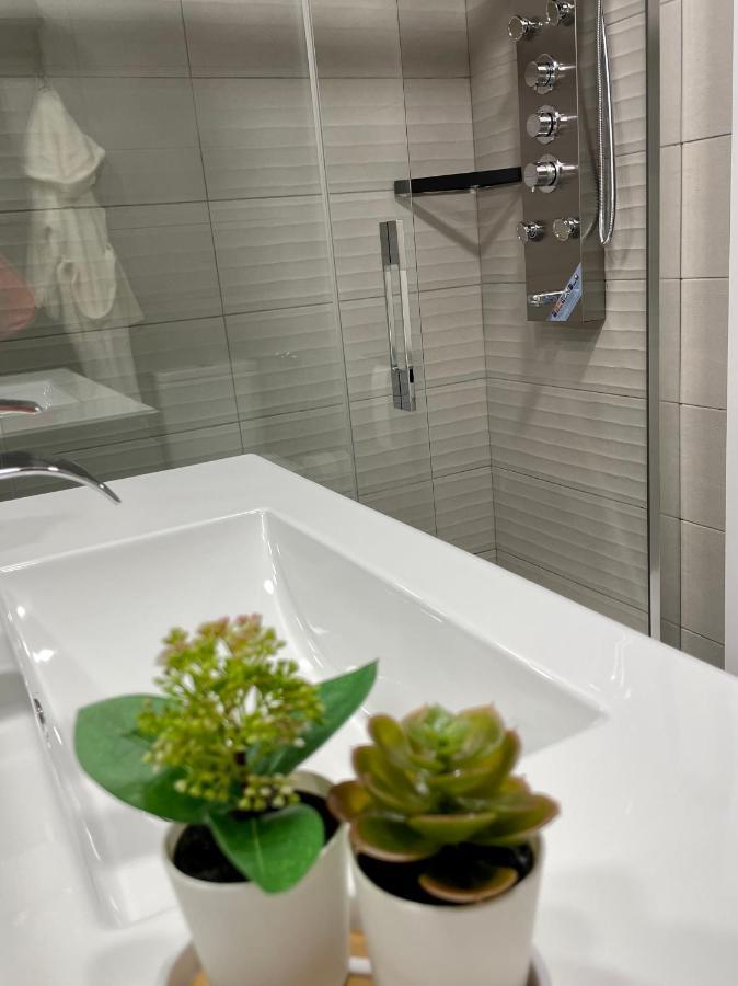 Madrid Villa Suites Serenidad Luaran gambar